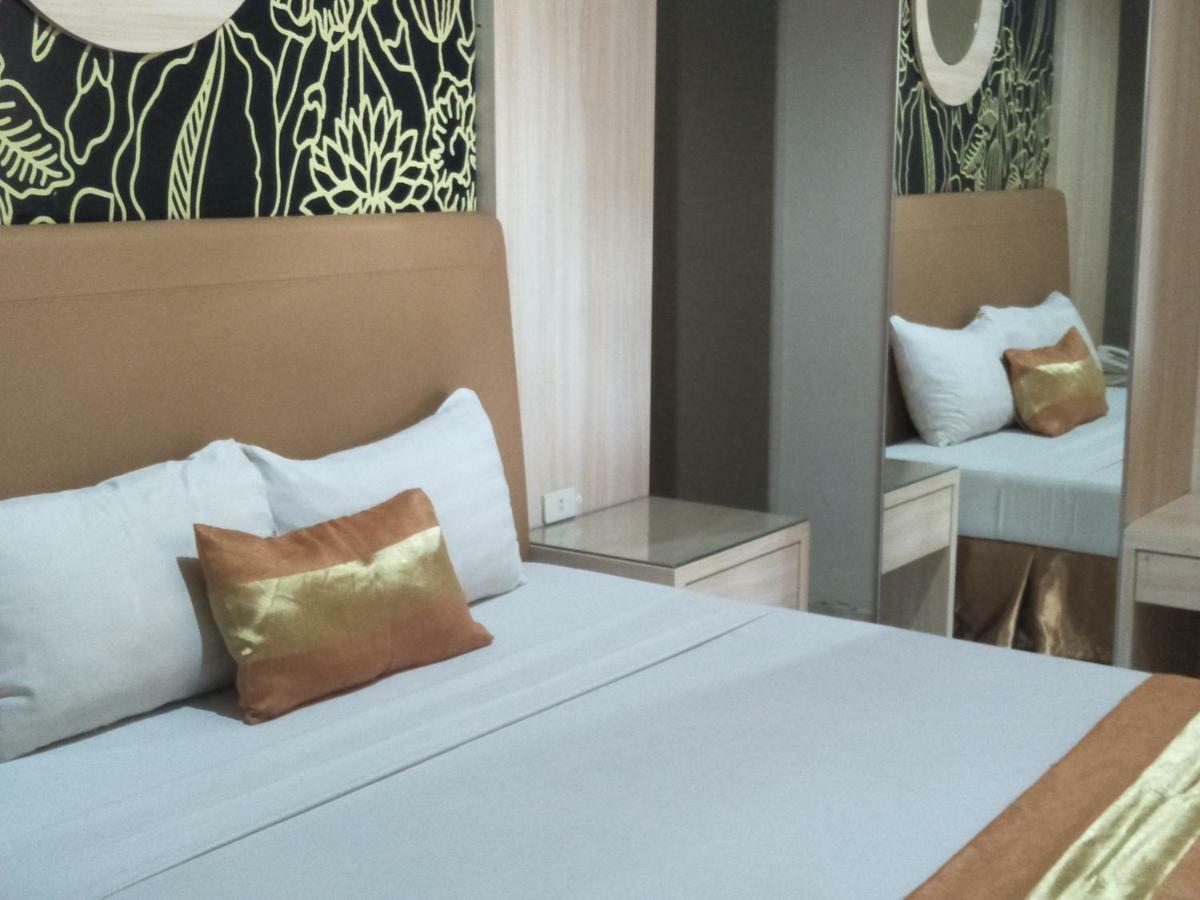 Hotel Grand Rosela Yogyakarta Exterior foto